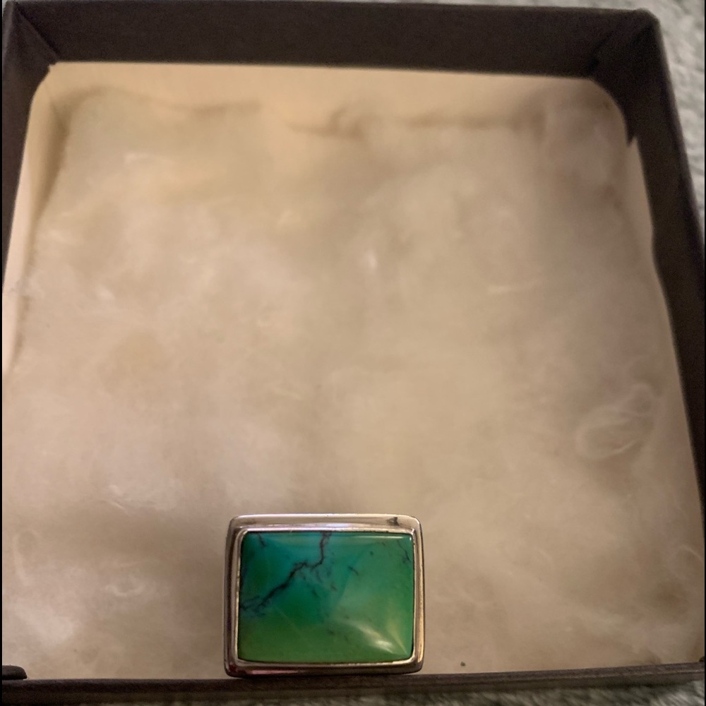 Sterling silver women’s ring